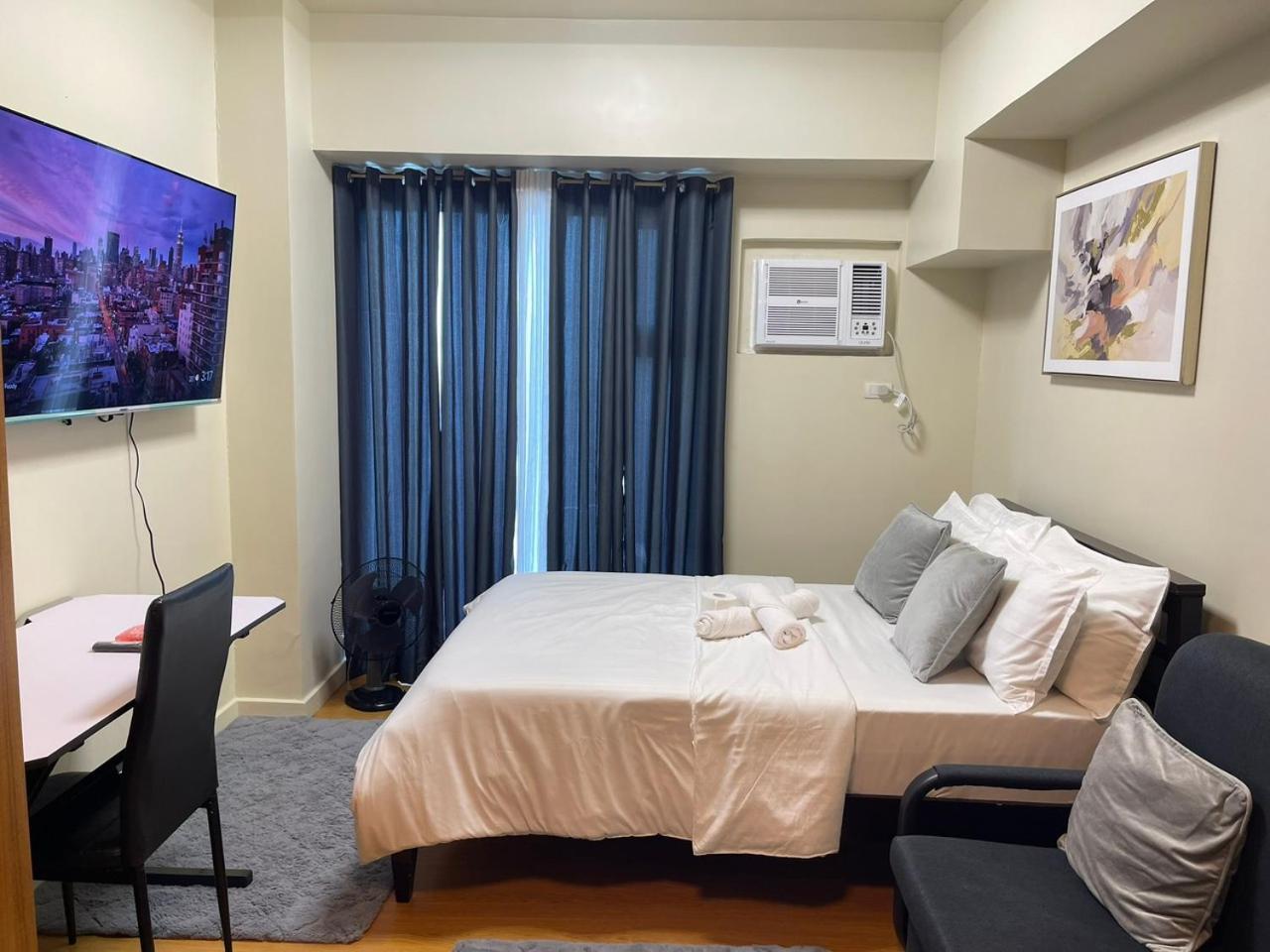 8 Adriatico Staycation Manila Eksteriør bilde